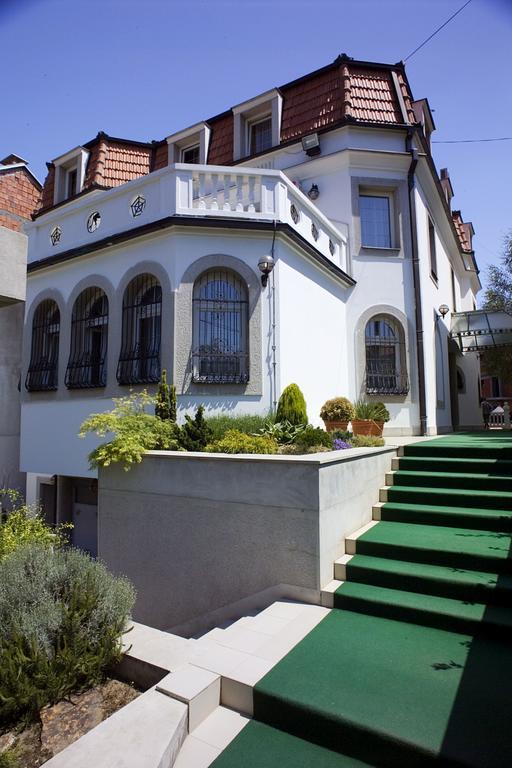 Garni Hotel Panorama Lux Ni Exterior foto