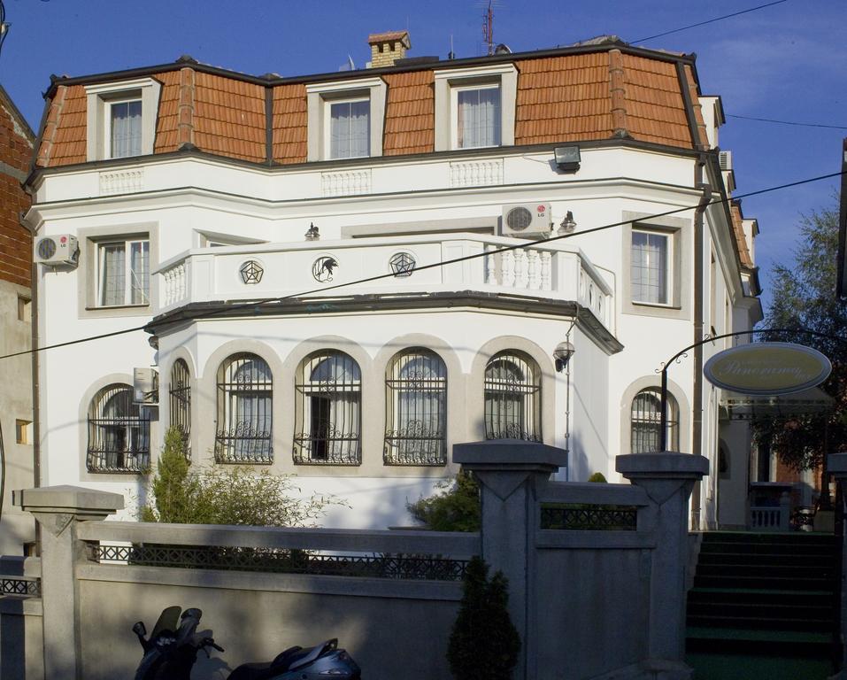 Garni Hotel Panorama Lux Ni Exterior foto